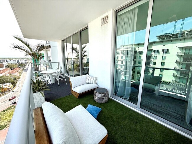 Building Photo - 301 Quay Cmn