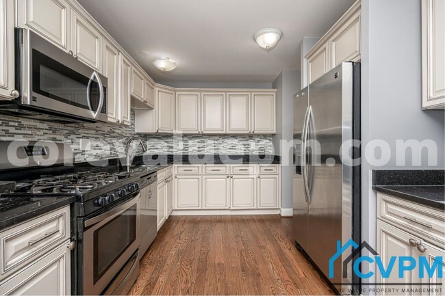 Building Photo - 7805 Citadel Dr