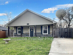 Building Photo - 1527 S Chandler Ave