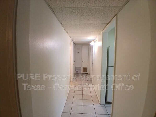 Building Photo - 4701 Prinston Dr