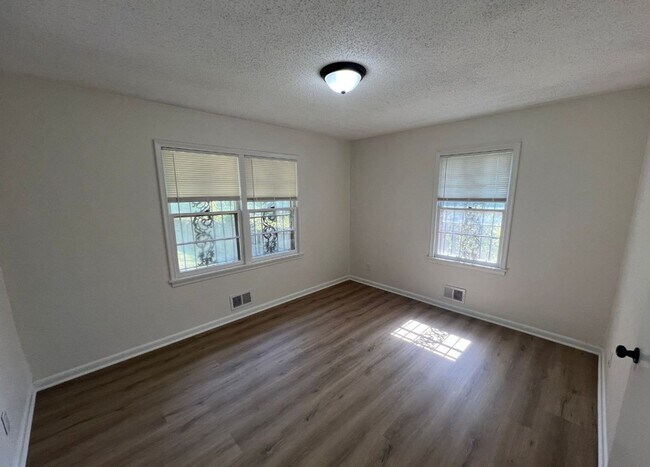 Building Photo - Spacious 4-Bedroom Home with Finished Base...