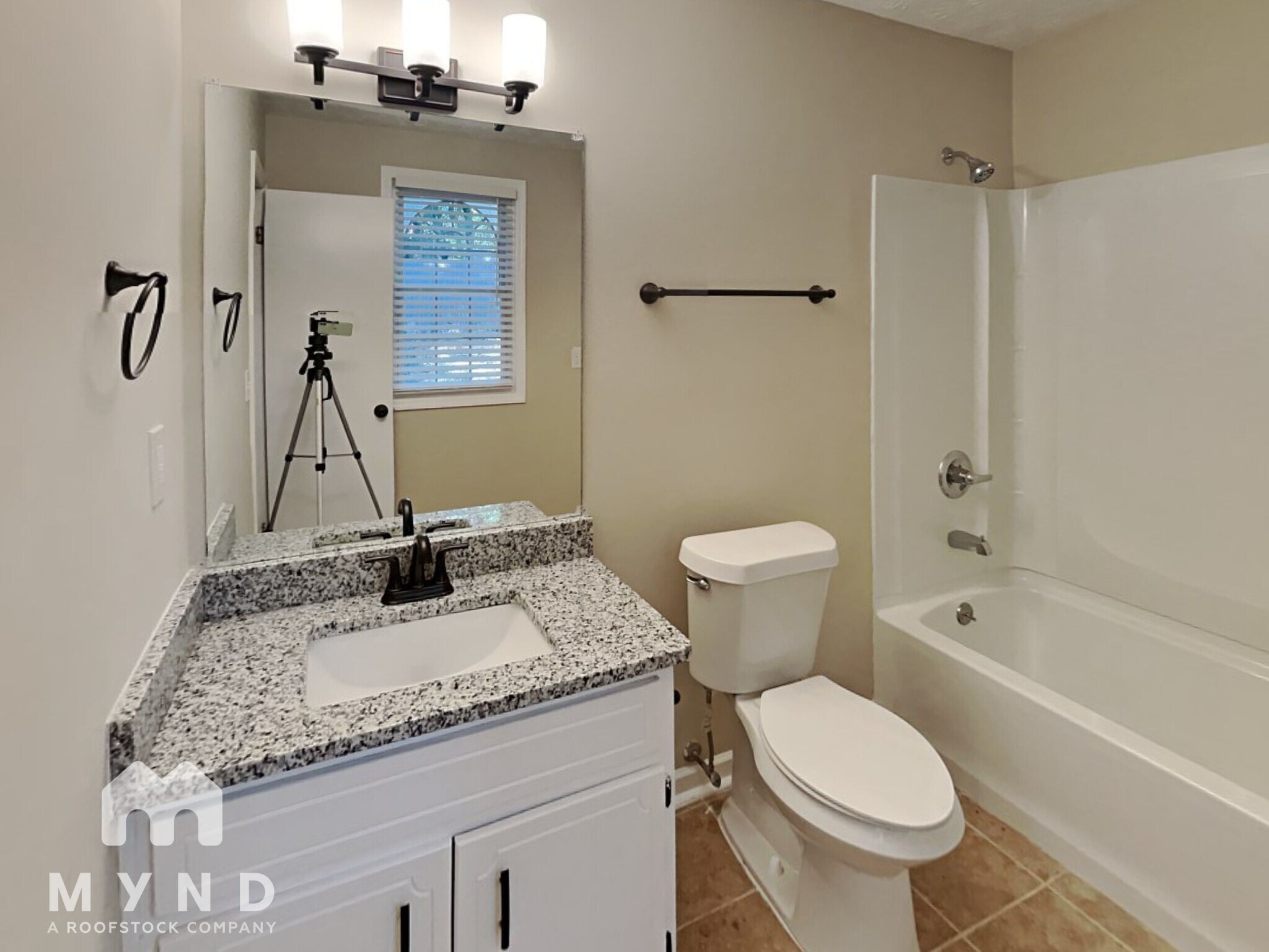 Building Photo - 2805 Varlet Ct SW