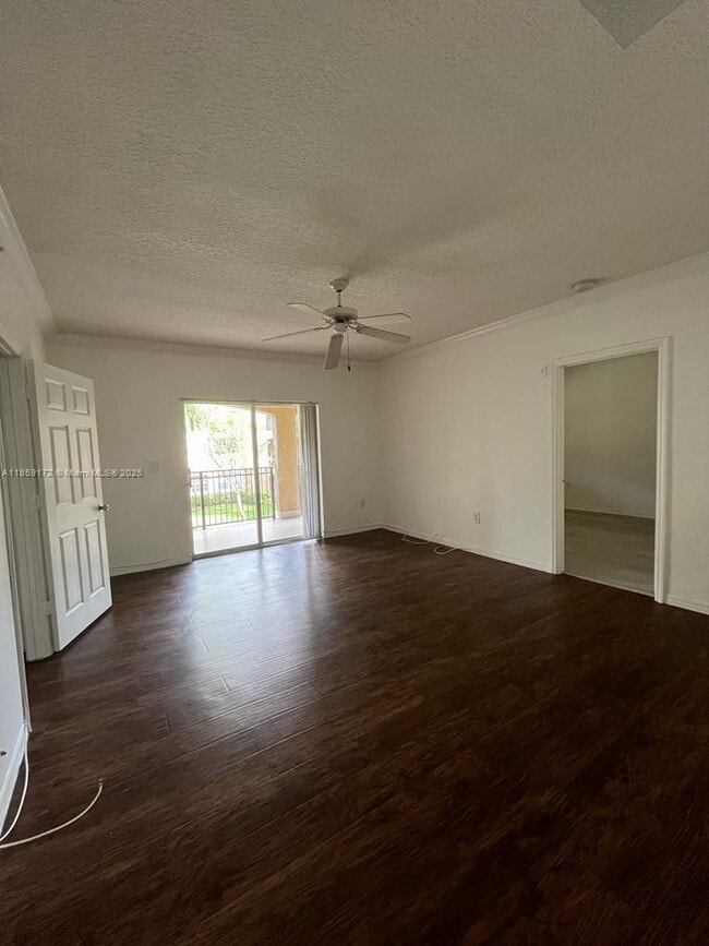Building Photo - 215 SW 117th Terrace