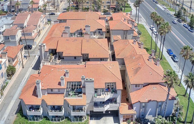 Building Photo - 1400 Pacific Coast Hwy