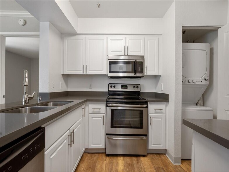 Primary Photo - Mill Springs Park Apartment Homes