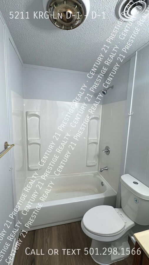 Building Photo - 5211 Krg Ln