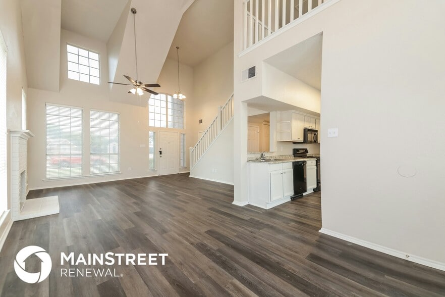 Building Photo - 204 Parkway Ct