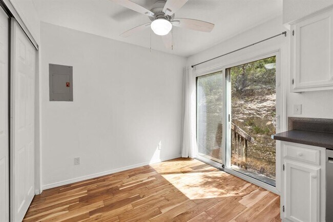 Building Photo - 21459 Coyote Trail
