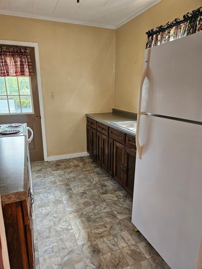 Building Photo - 2 Bed 1 Bath Single Family Home in Wisconsin Rapids