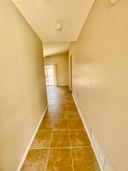 Building Photo - 2253 Tierra De Oro Way