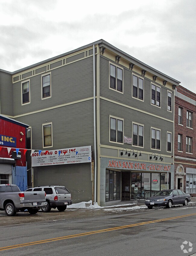 1392 Dorchester Ave 1392 Dorchester Ave Boston MA 02122 Apartment