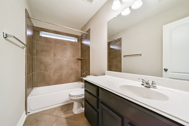 Building Photo - 14711 E Red Bayberry Ct