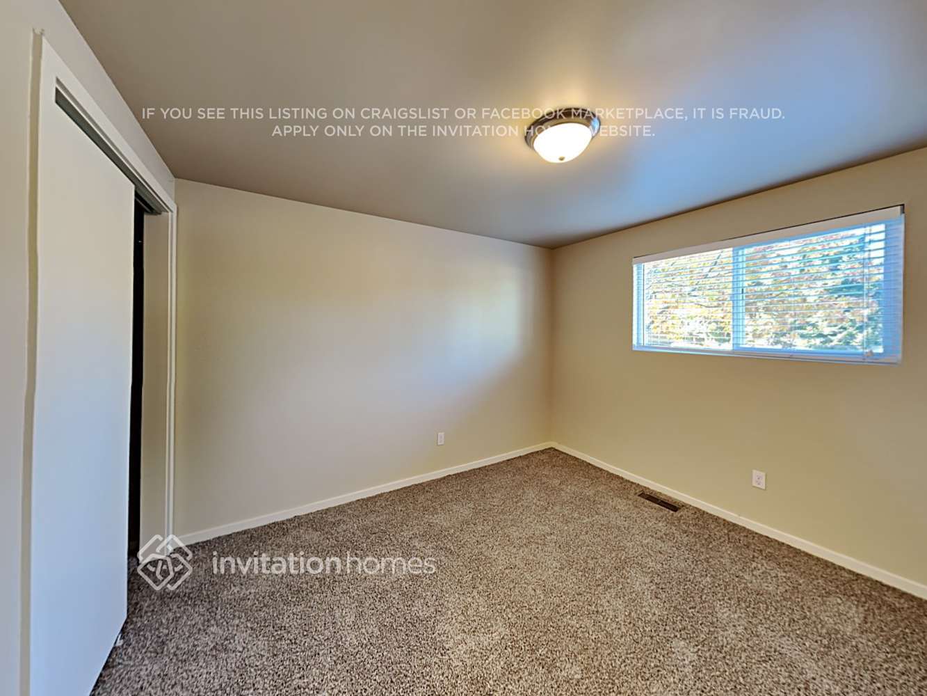 Building Photo - 22303 4th Pl W