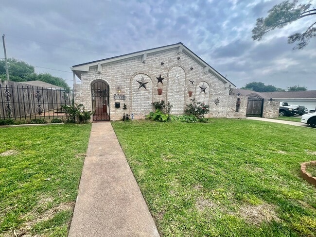 Primary Photo - 11538 Neff St