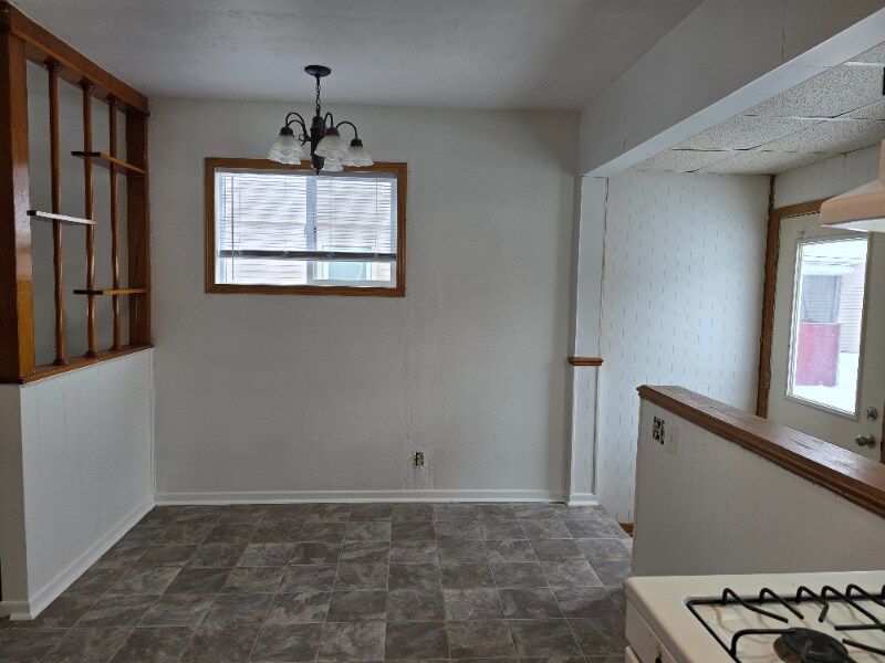 Building Photo - 1406 S Grant Ave