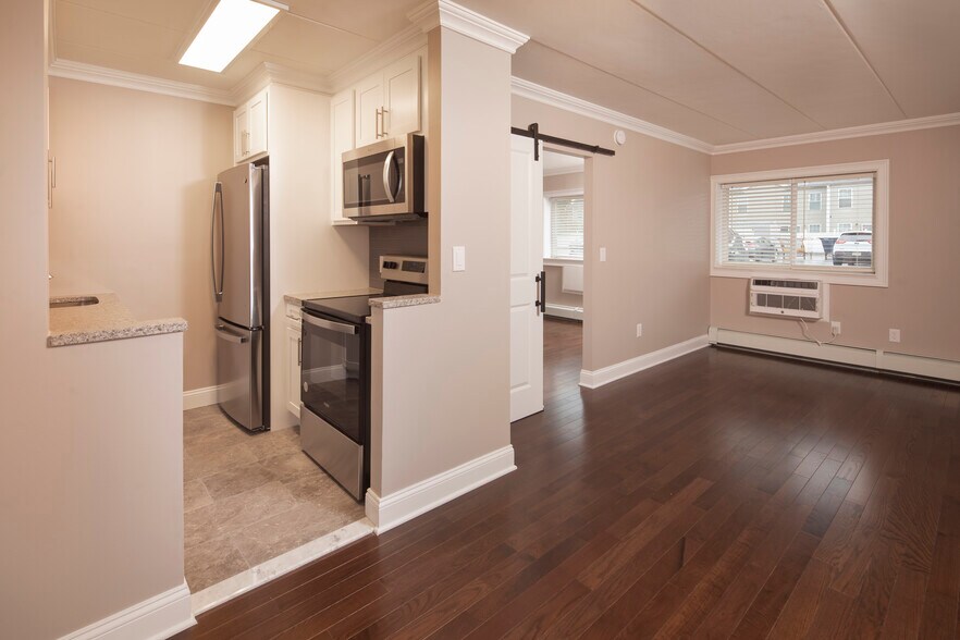 Primary Photo - Cadillac Manor: On-Site Laundry, Heat, Hot & Cold Water Included, Cat & Dog Friendly, and On-Site...