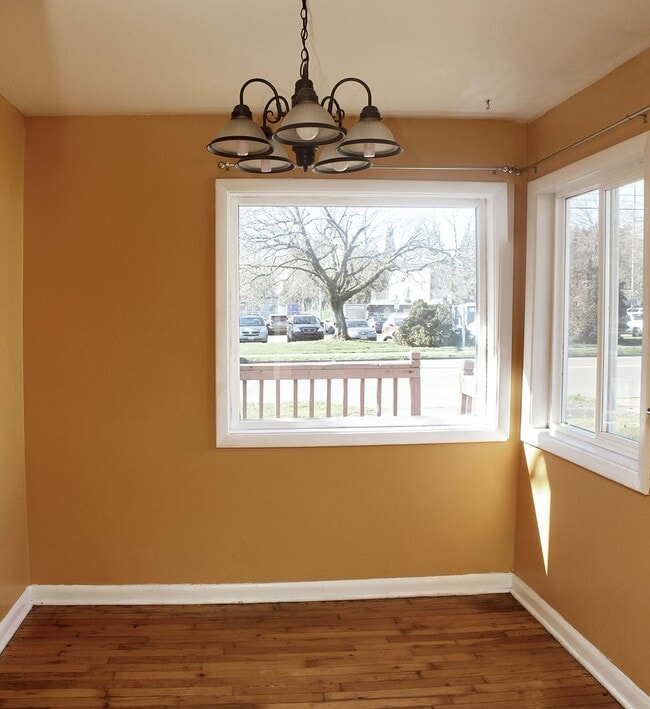 Building Photo - 4728 SE 92nd Ave