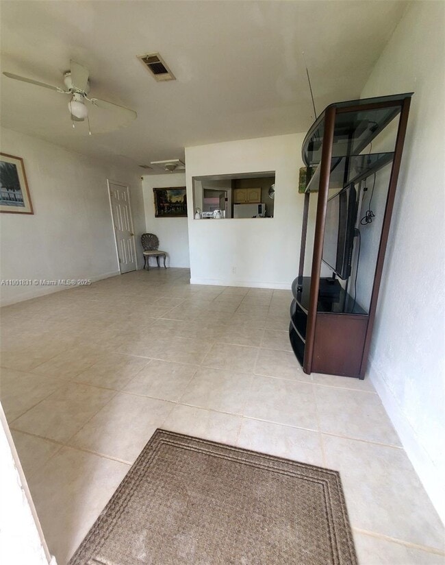 Building Photo - 6851 Farragut St