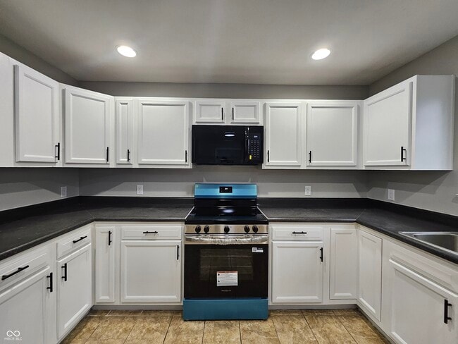 Building Photo - 3534 Hunt St