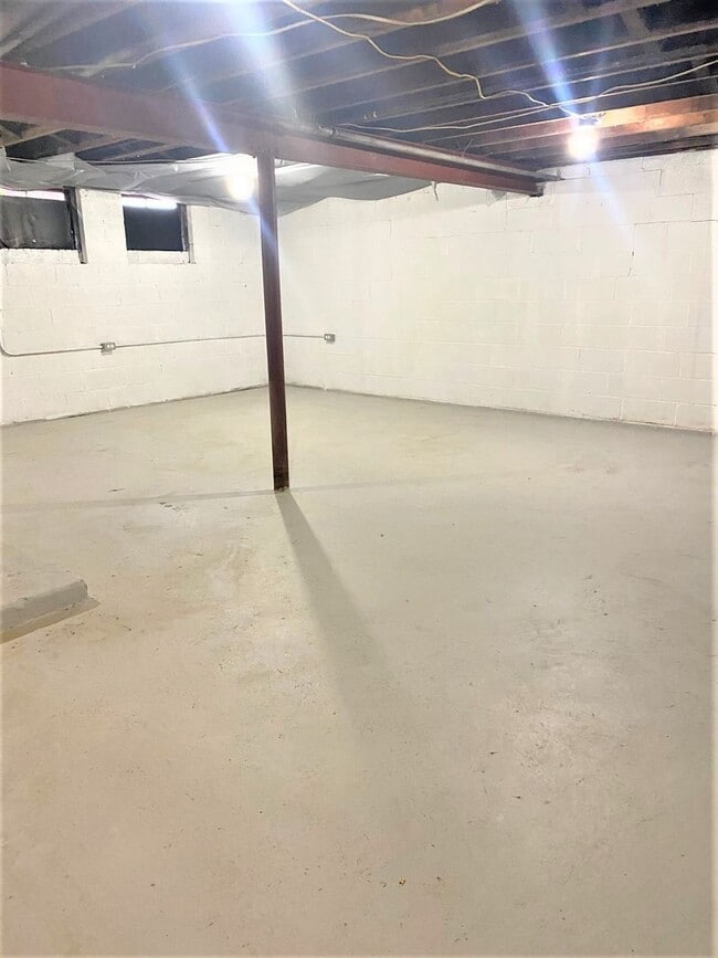 Building Photo - House for Rent in Folsom