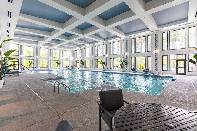 Building Photo - 55+ Del Webb community in Fuquay Varina with tons of amenities! -Available Now!