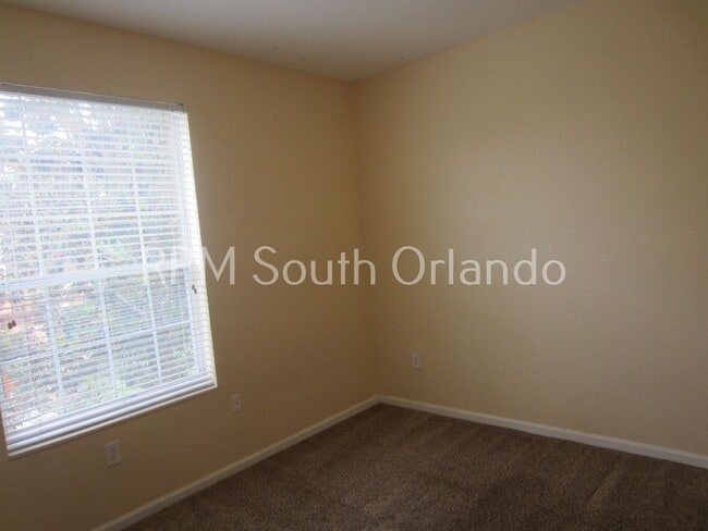 Building Photo - 8660 Buccilli Dr