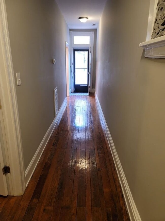 Building Photo - 3412 E Marshall St