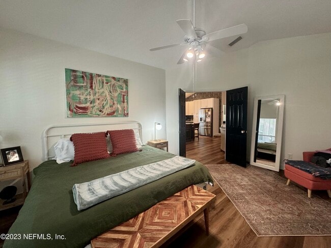 Building Photo - 2010 Paradise Oaks Ct