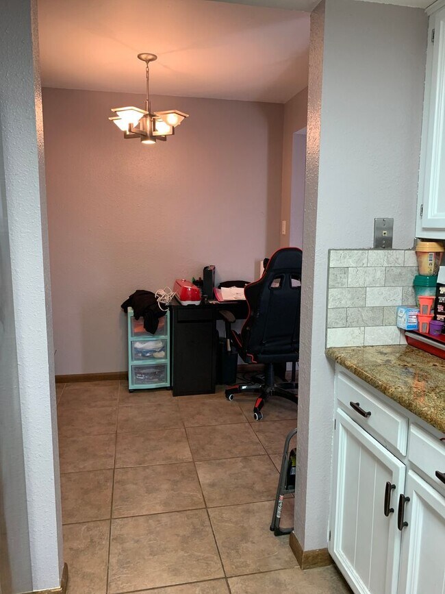 Building Photo - 2116 Circlewood Pl