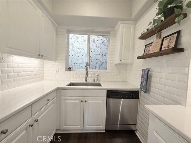 Building Photo - 3401 S Bentley Ave