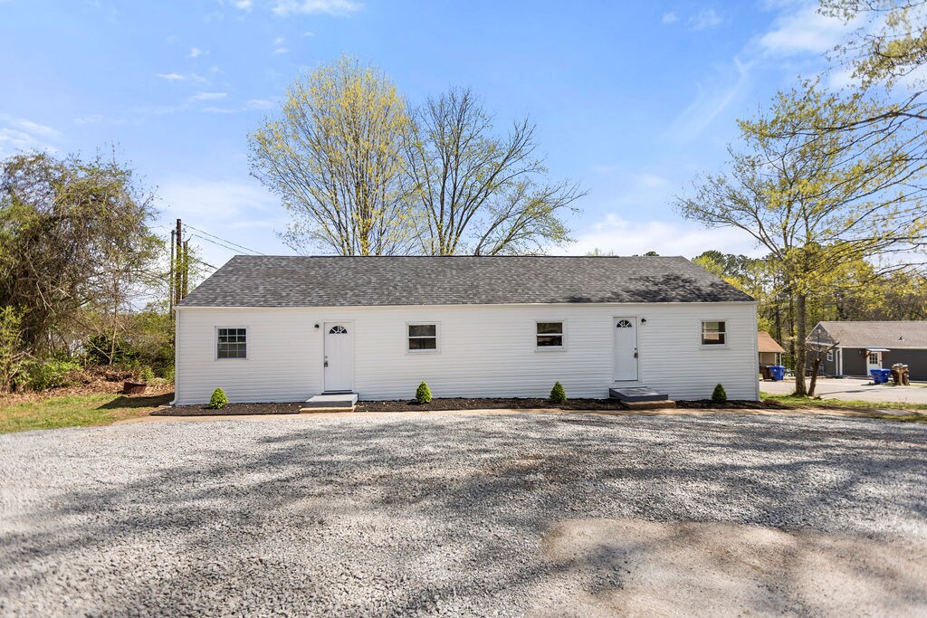 Building Photo - 152 Hamilton Cir