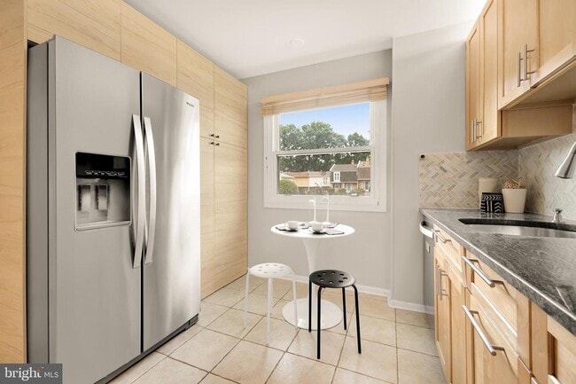 Building Photo - 10913 Bucknell Dr