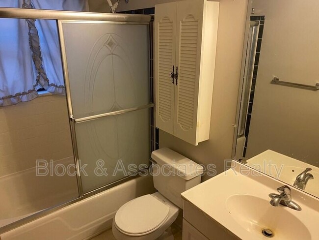 Building Photo - 12513 Norwood Rd