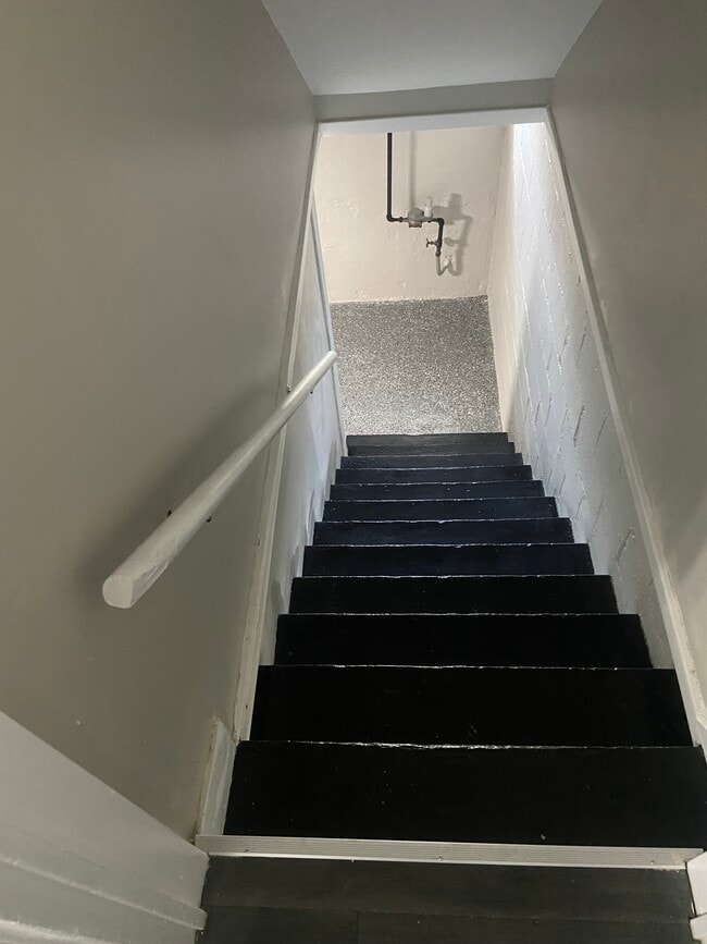 Building Photo - 2439 169th St