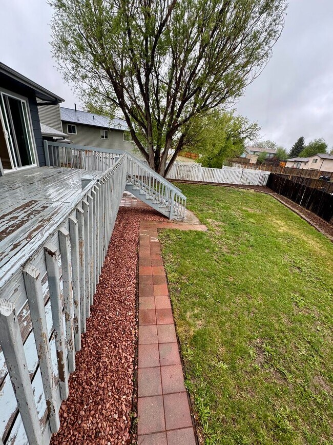 Building Photo - Lovely 3 bedroom+ Office in Widefield
