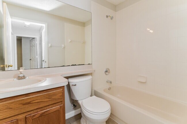 Building Photo - 1235 Pat Patterson Ct