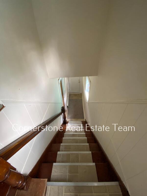 Building Photo - 2406 W Kiowa St