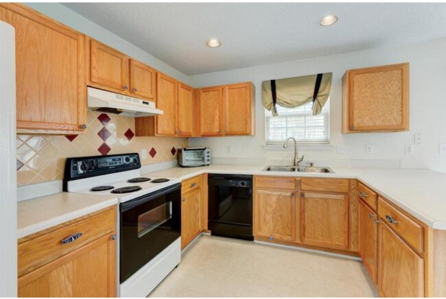 Building Photo - 4 Ledgerock Way