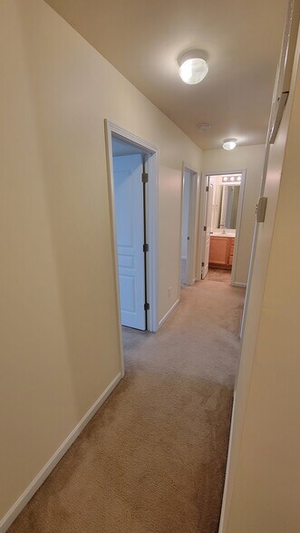 Building Photo - 6824 Creft Circle