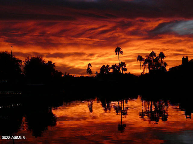 Building Photo - 2312 W Lindner Ave