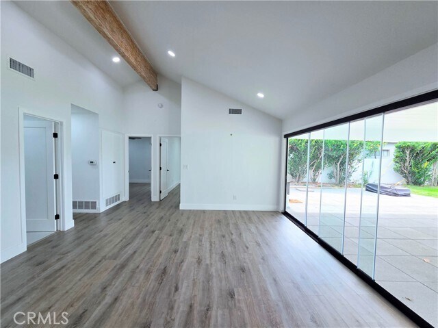 Building Photo - 3041 Yellowtail Dr
