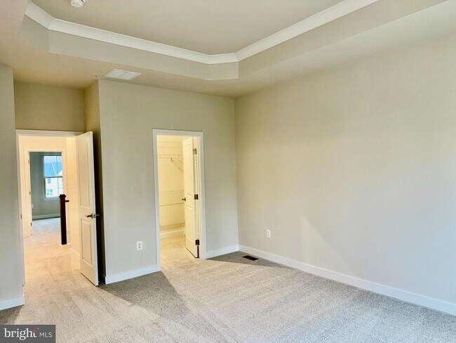 Building Photo - 9331 Klamath Ct