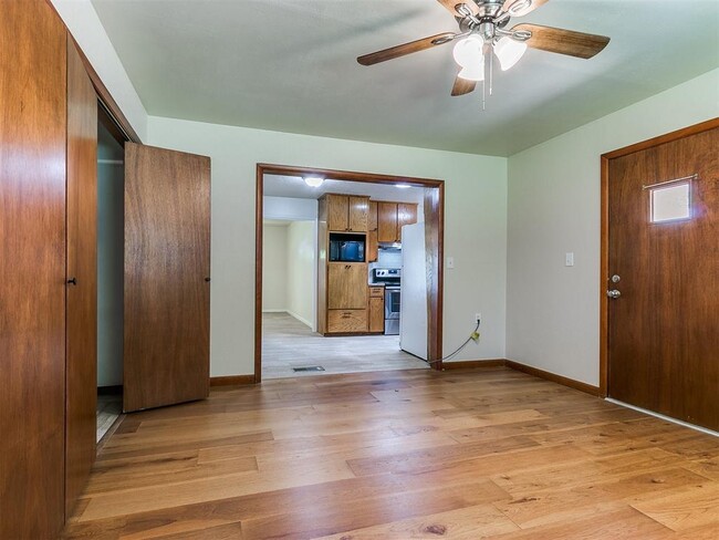 Building Photo - 1507 Avondale Dr
