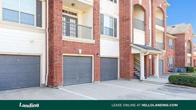 Building Photo - 3717 Emmett Hutto Blvd