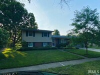 Building Photo - 2800 Linda Ln