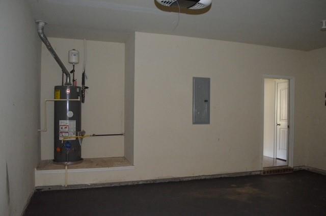 Building Photo - 15 Creekwater Dr