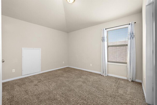 Building Photo - 19216 Elk Horn Dr