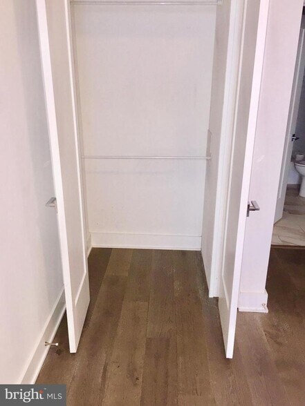 Closet - 1412 Chapin St NW