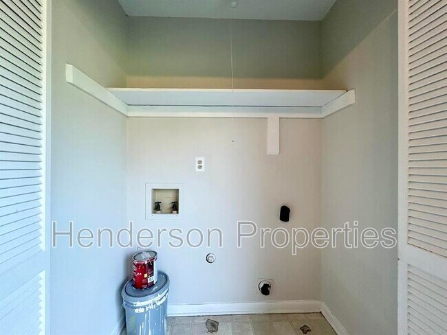 Building Photo - 7314 Meadowland Dr