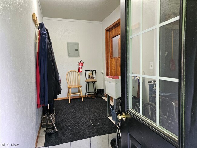 Building Photo - 15590 Old State Rd